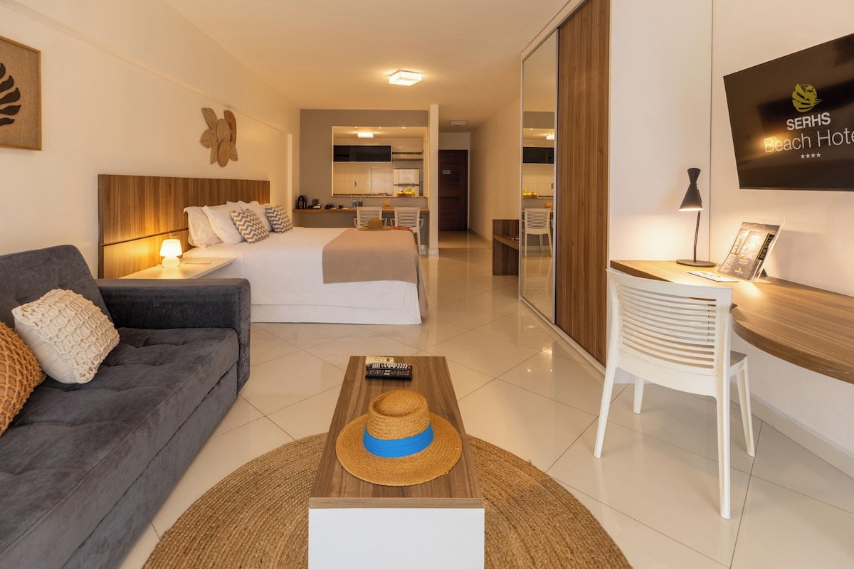 Studio, Balcony | Minibar, in-room safe, desk, laptop workspace