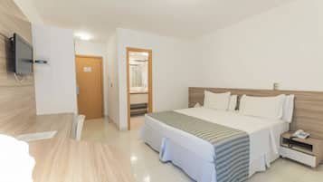 Quarto standard | Frigobar, cofres nos quartos, escrivaninha