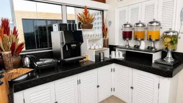 Desayuno buffet incluido todos los días