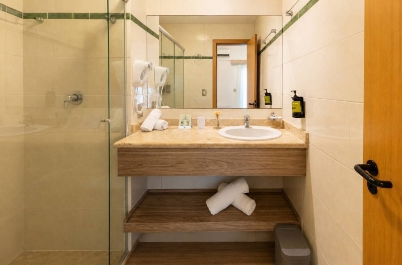 Deluxe Apartment, Garden Area | Bathroom