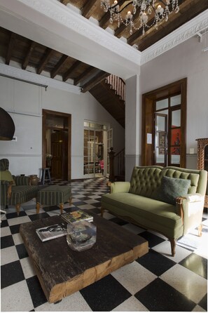 Lobby - El Patio 77 (Mexico City)