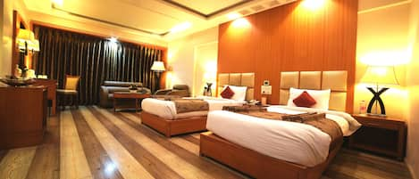 Executive Room | 6 bedrooms, premium bedding, minibar, in-room safe