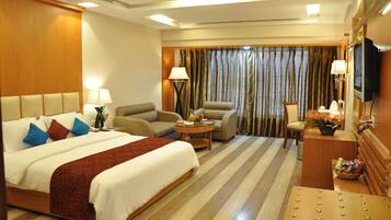 Deluxe-huone | 6 makuuhuonetta, ylelliset vuodevaatteet, minibaari