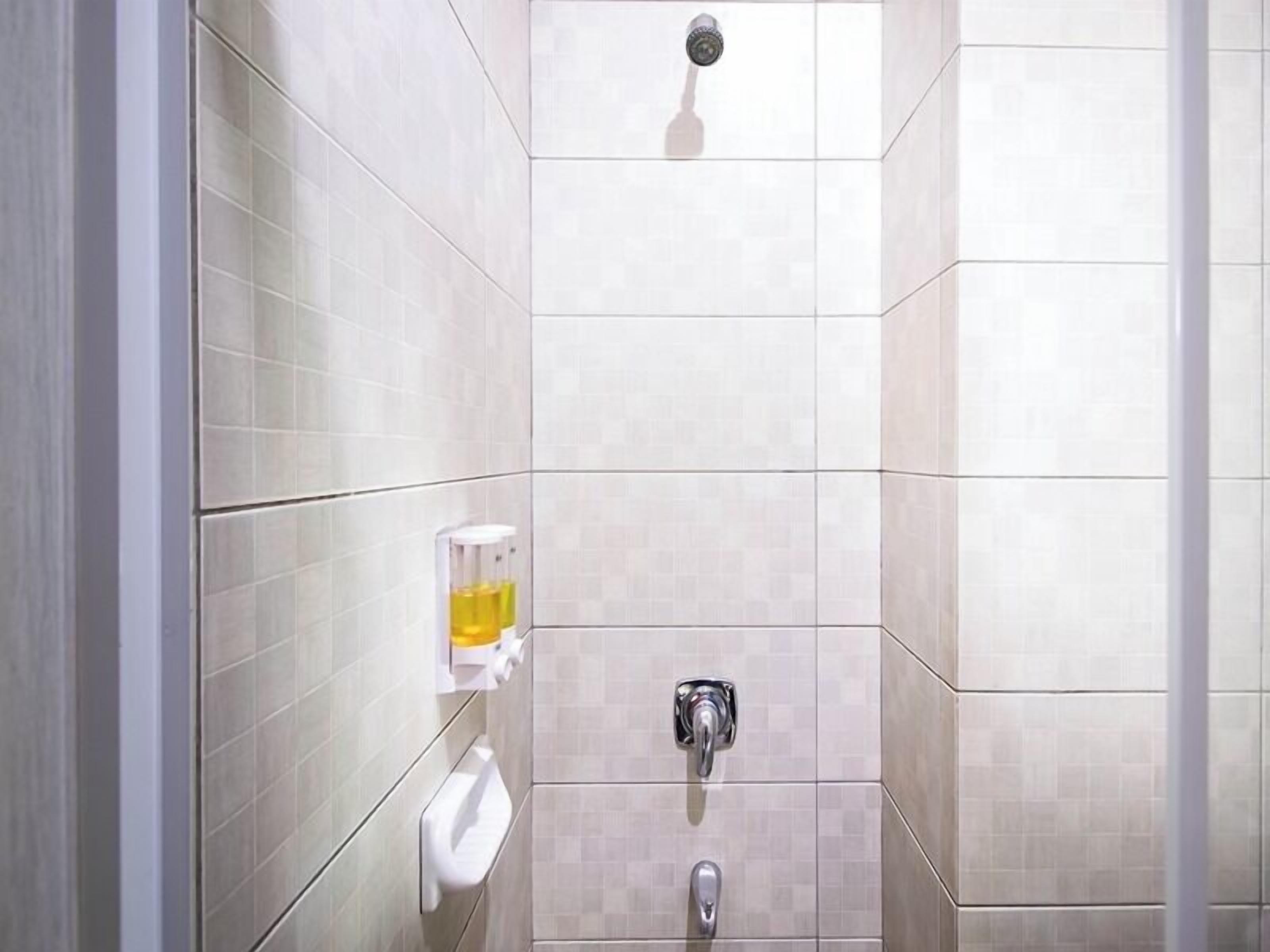 Photo - Hotel 88 - Mangga Besar VIII Jakarta By WH