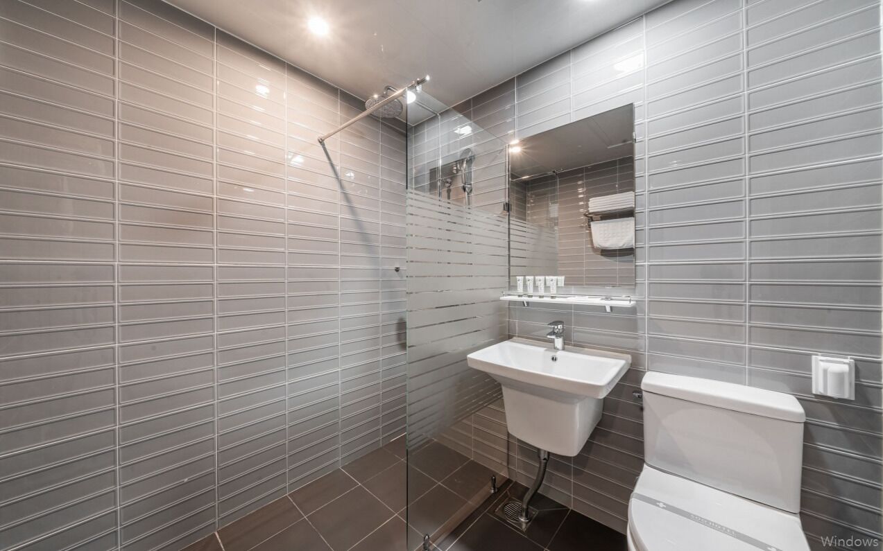 family triple room, balcony, ocean view | bathroom | free toiletries, hair dryer, bathrobes, slippers