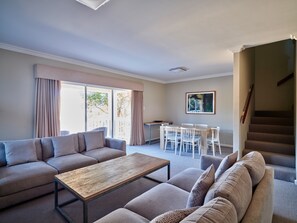 Villa, 3 Bedrooms (Self Contained) | Living area | 65-inch Smart TV with digital channels, Netflix, streaming services - The Marina Hotel - Mindarie (Mindarie)