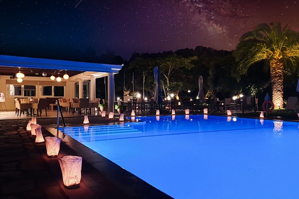 Seasonal outdoor pool, open 9:00 AM to 8:00 PM, free cabanas