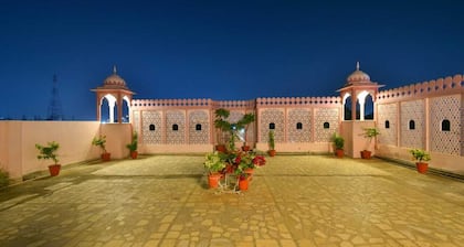 Hotel Jaisingh Palace