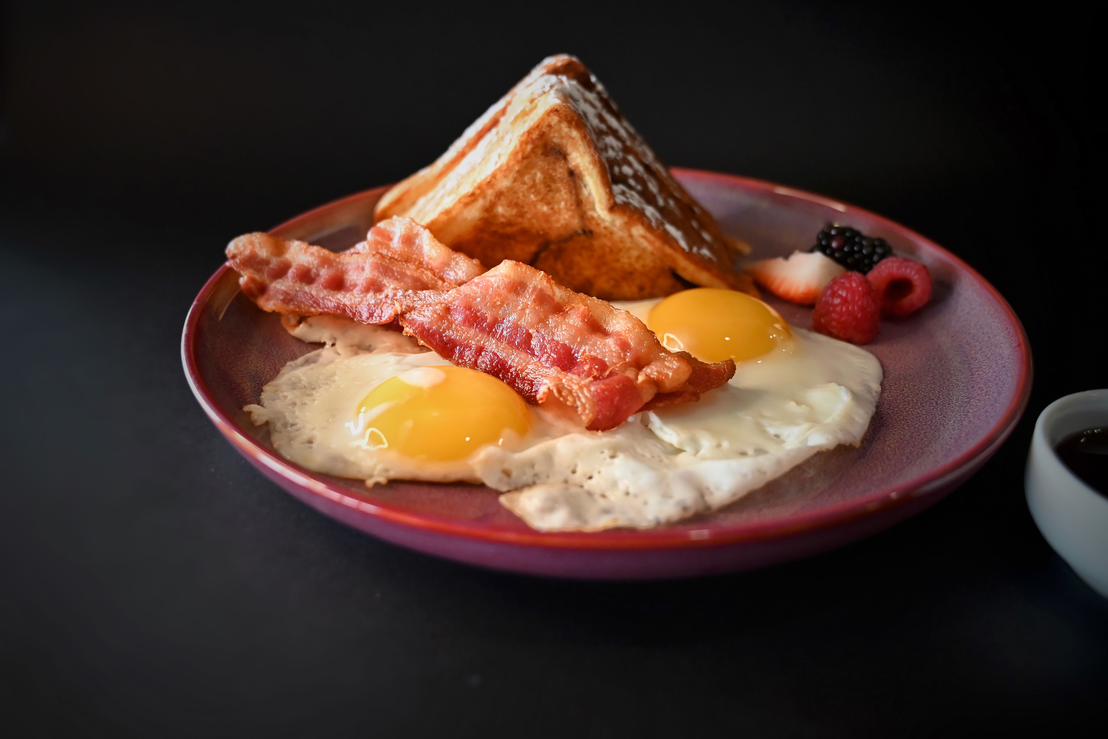 daily cooked-to-order breakfast for a fee