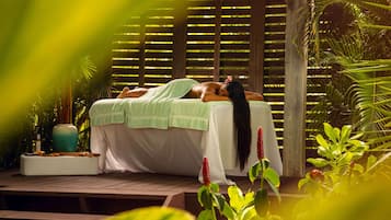 Couples treatment rooms, sauna, steam room, aromatherapy
