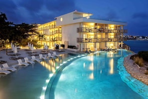 Suite, 1 King Bed, Ocean View (Sunset Butler Suite) | Premium bedding, free minibar, in-room safe, desk