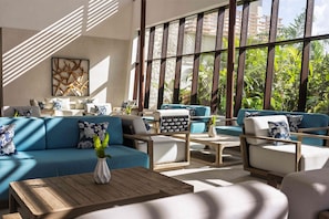 Lobby - Sonesta Ocean Point All Inclusive, Adults Only Resort (Lowlands)