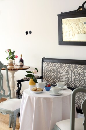 Frokostbuffé hver dag (EUR 20 per person)