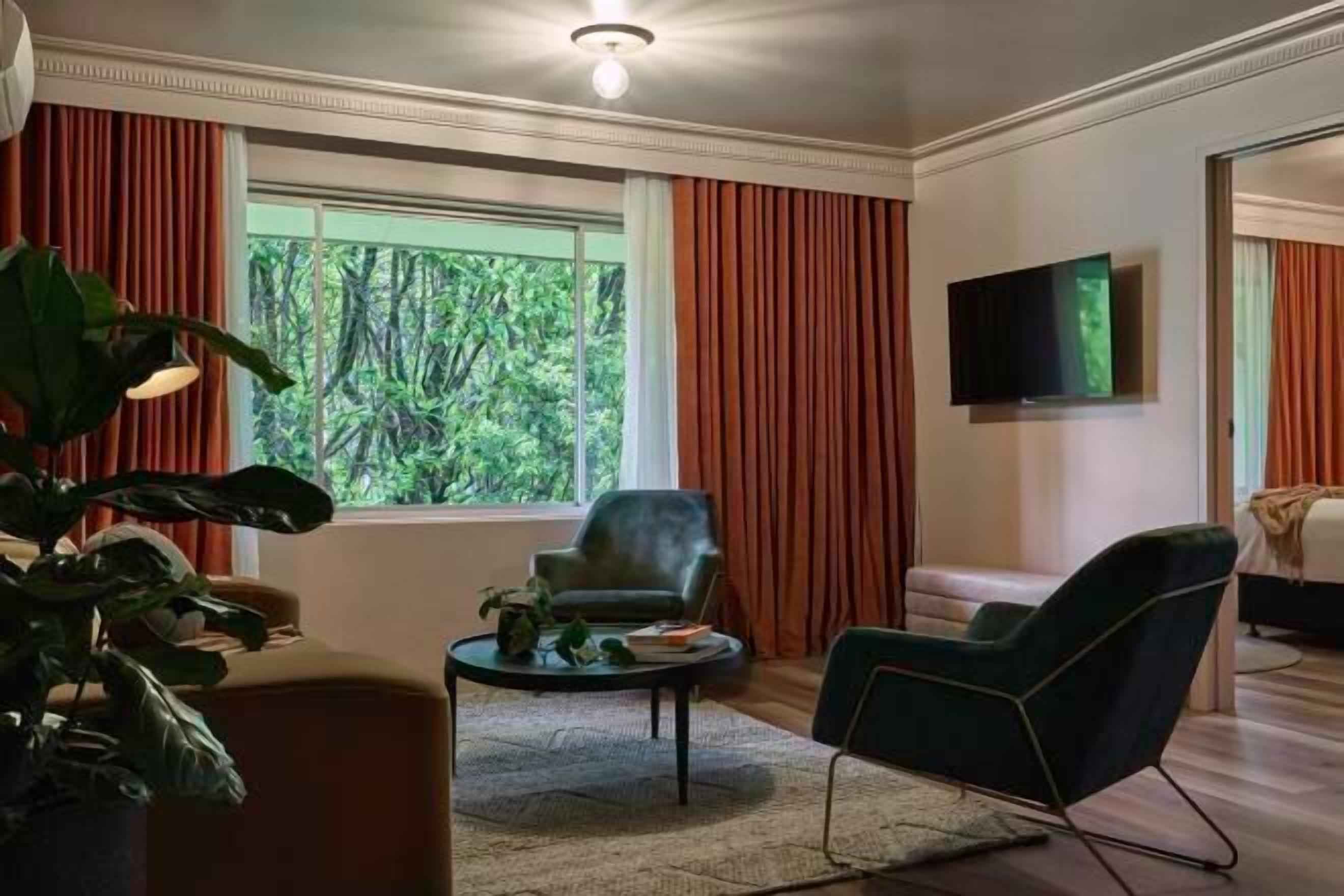 高級寢具、遮光布/窗簾、熨斗/熨衣板、免費無線上網