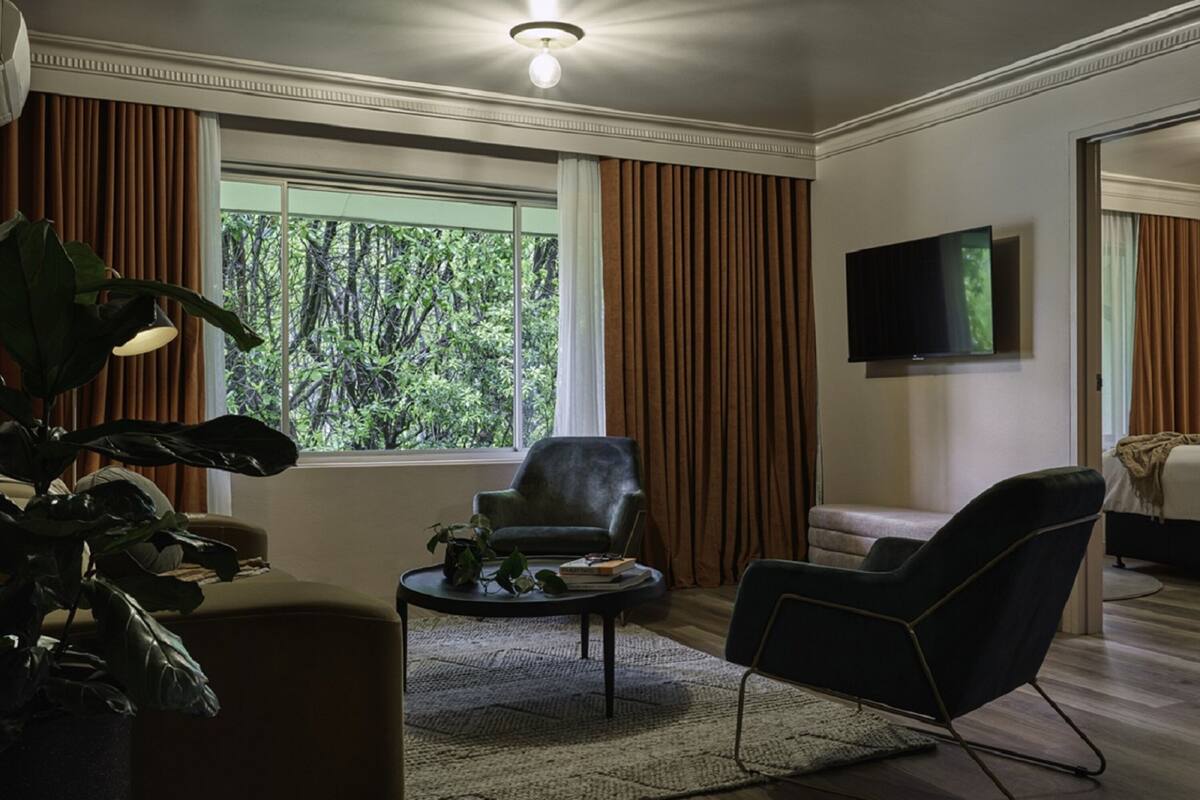 two bedroom suite - gunnadoo | 2 bedrooms, premium bedding, blackout curtains, iron/ironing board