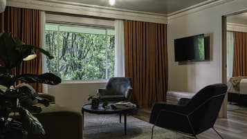 Ropa de cama de alta calidad y cortinas blackout