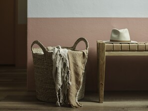 The Two Bedroom | Premium bedding, blackout drapes, iron/ironing board, free WiFi - Kyah Hotel (Blackheath)