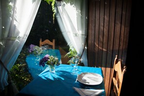 Daily self-service breakfast (EUR 10 per person)