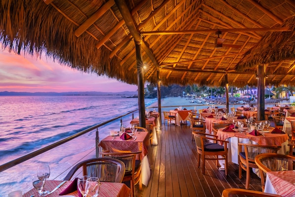 5 restaurants; breakfast, lunch, and dinner served - Hyatt Ziva Puerto Vallarta - All-inclusive (Puerto Vallarta)