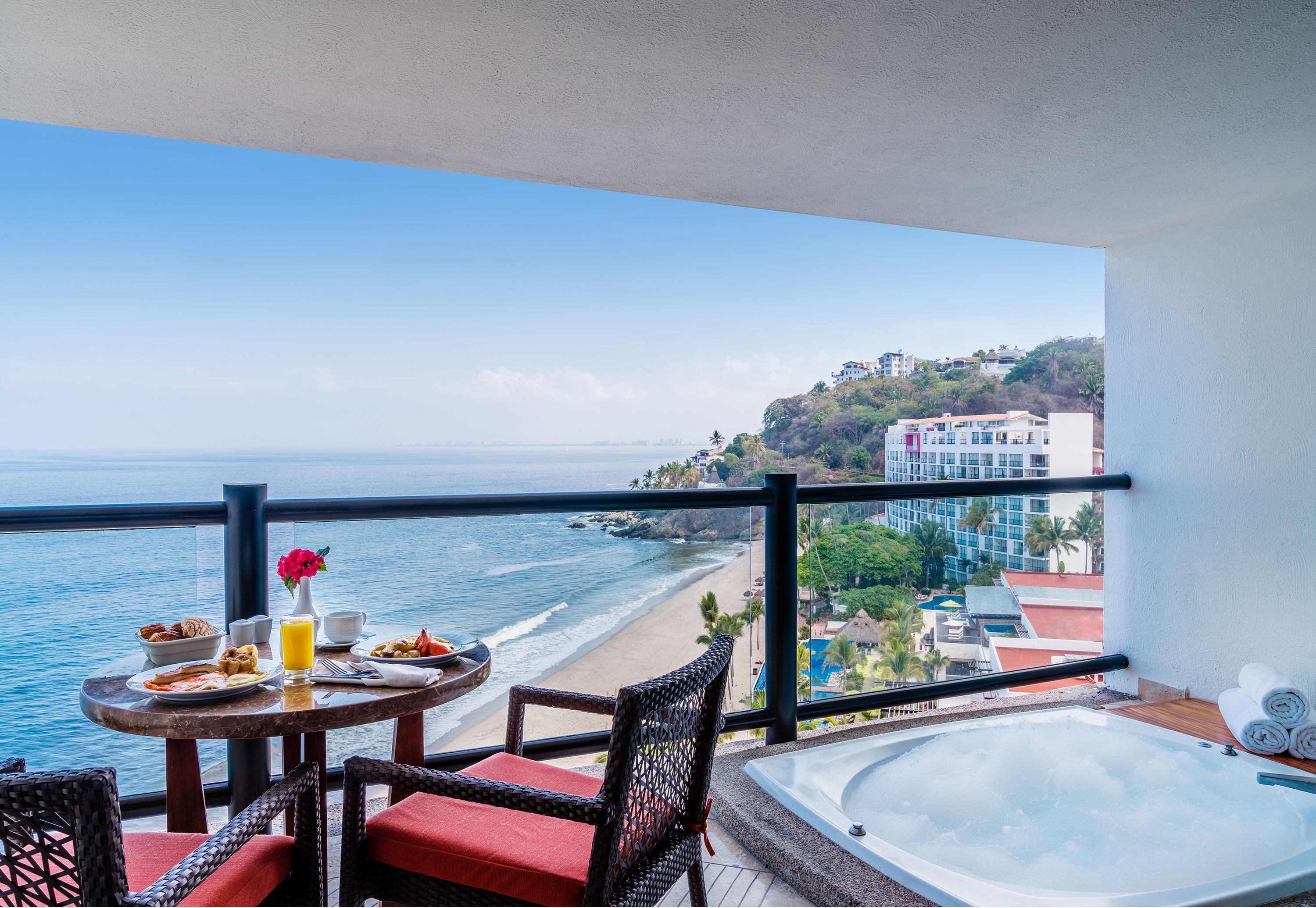 Club Ocean Front Hot Tub King | Terrace/patio