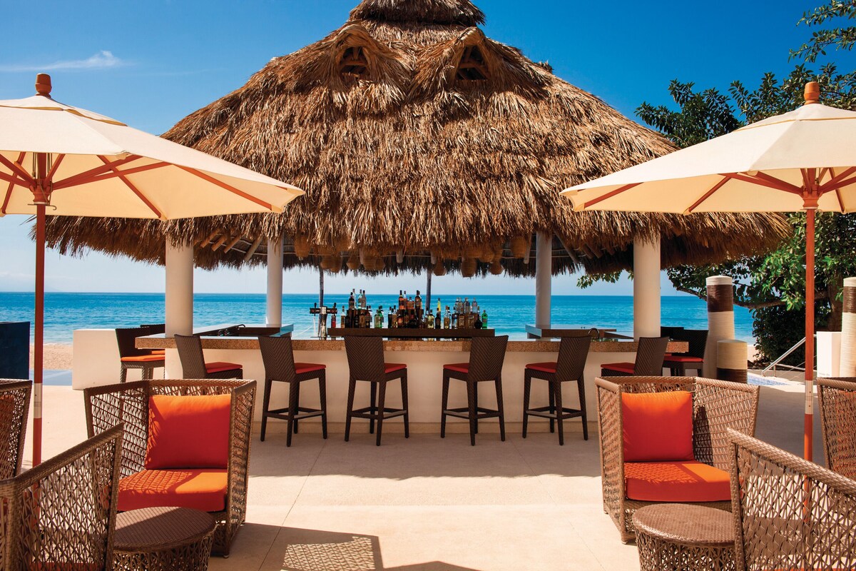 Beach bar