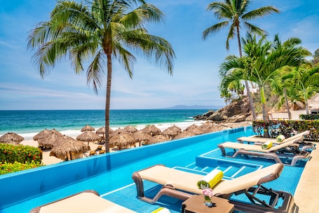Terrace/patio. Hyatt Ziva Puerto Vallarta - All-inclusive