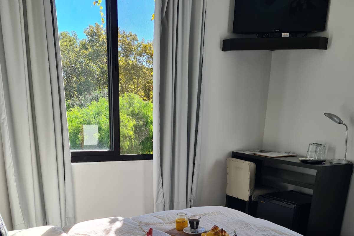 superior room | 1 bedroom, minibar, in-room safe, desk