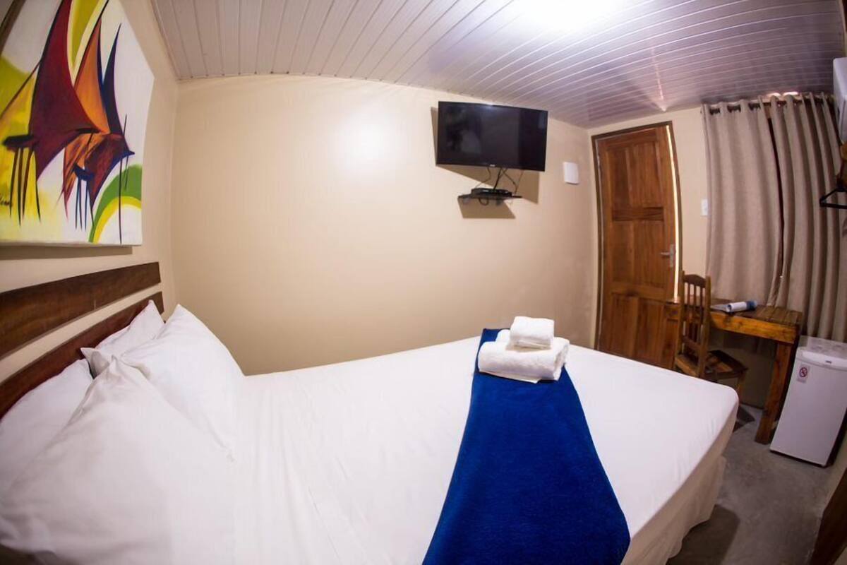 Habitación estándar | Minibar, escritorio, wifi gratis y ropa de cama