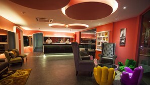 Lobby sitting area - Eiffel Hotel Kelana Jaya (Petaling Jaya)