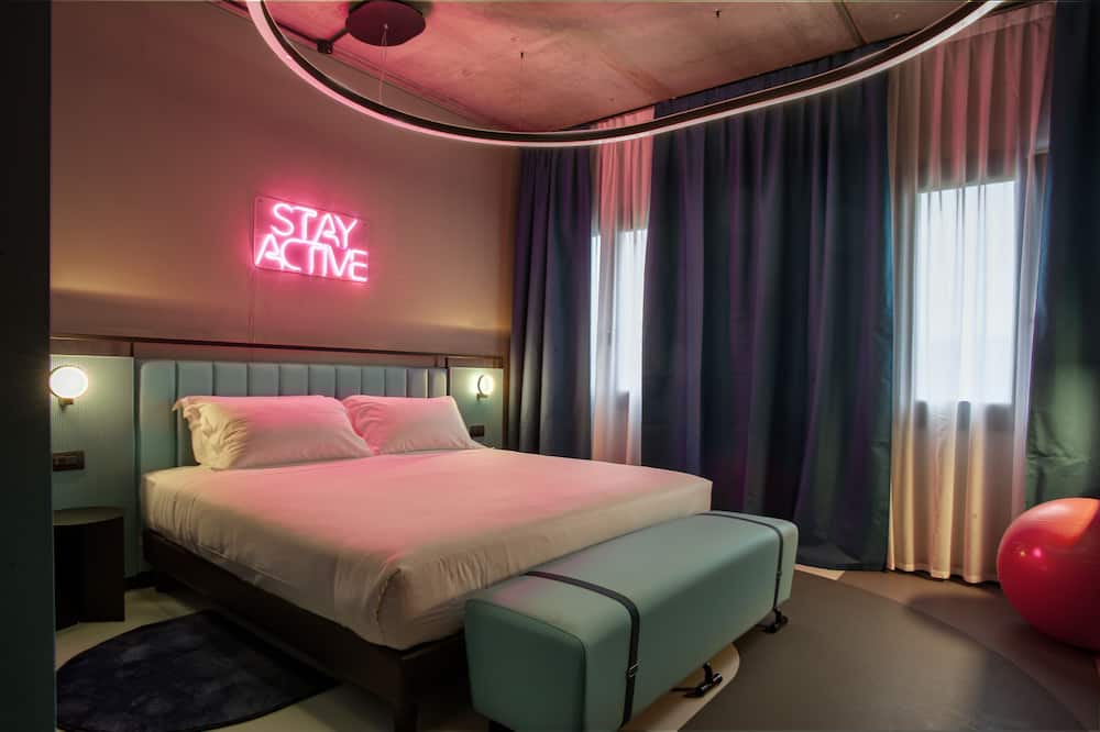 Stay Hotel