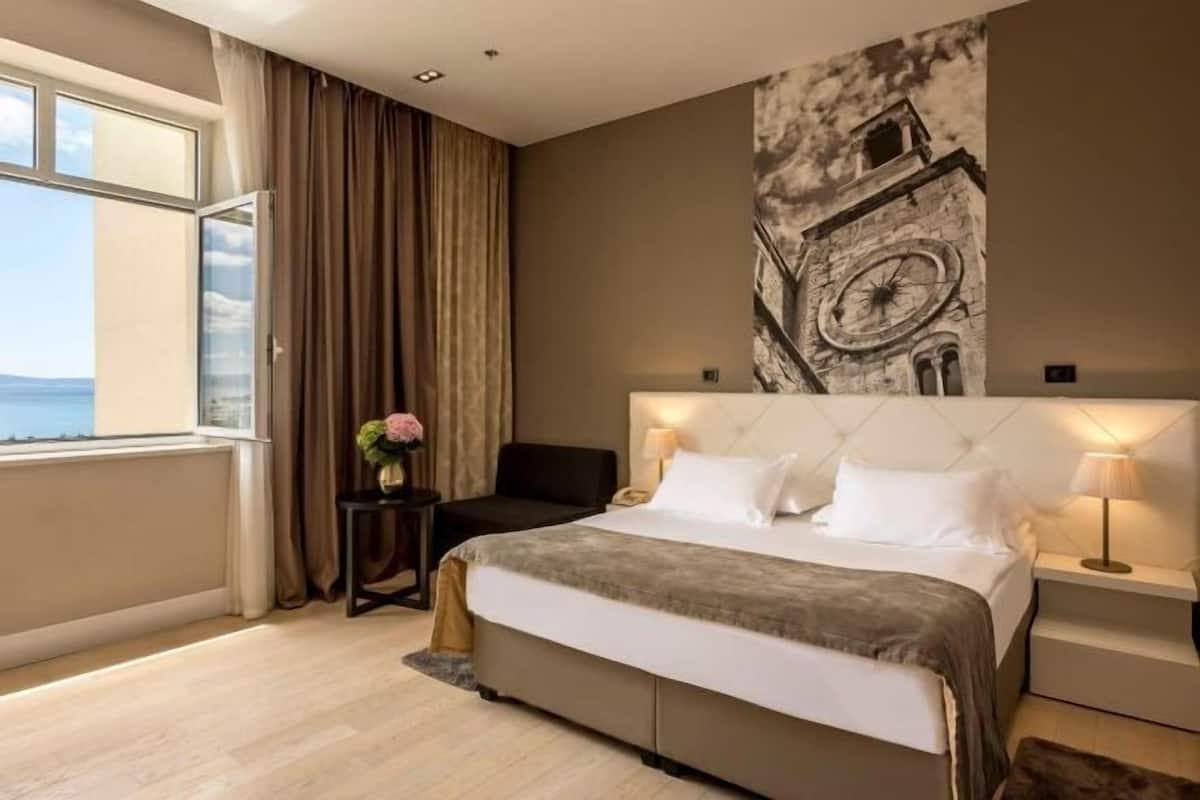 1 habitación, ropa de cama hipoalergénica y minibar