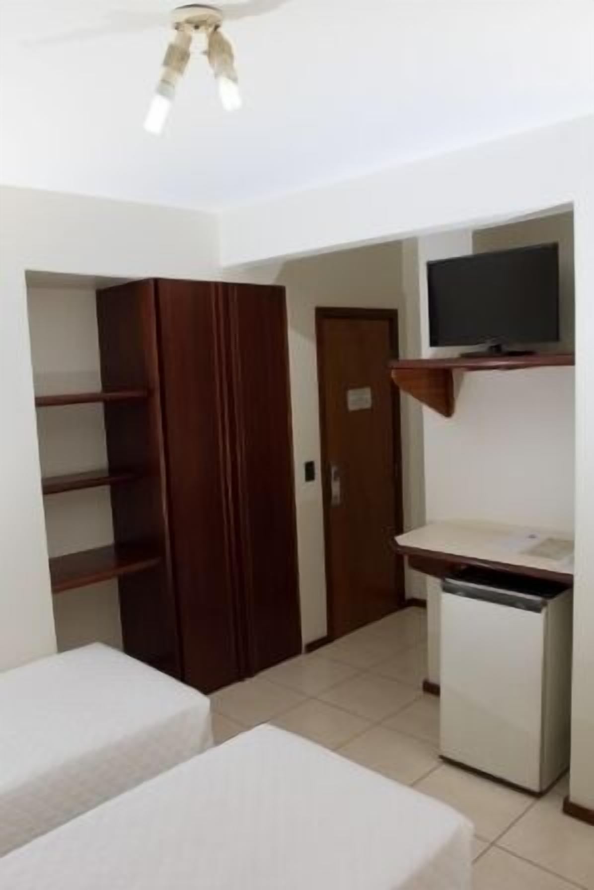 twin room | room amenity