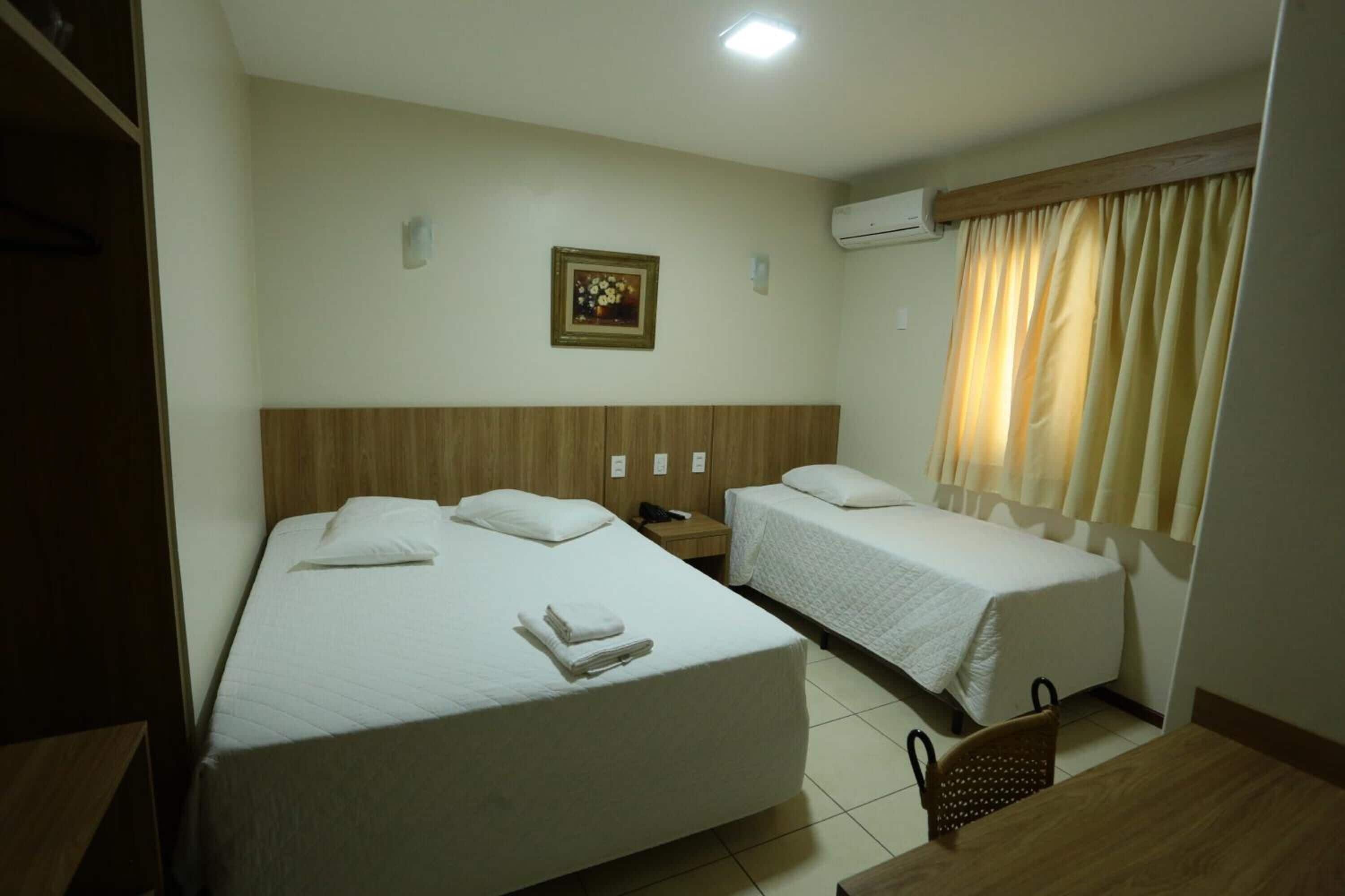 Minibar, wifi gratis y ropa de cama 