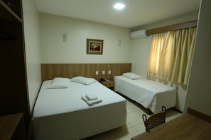 Minibar, free WiFi, bed sheets