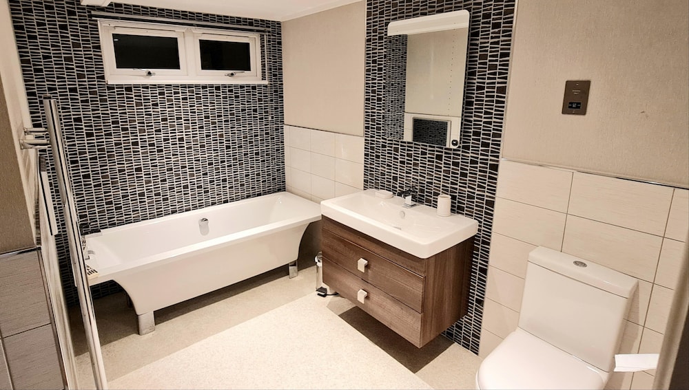 Kentisbury Grange by null