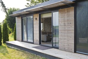 Standard Room, Garden View (Garden Suite) | Premium bedding, in-room safe, individually furnished, desk - Kentisbury Grange (Barnstaple)