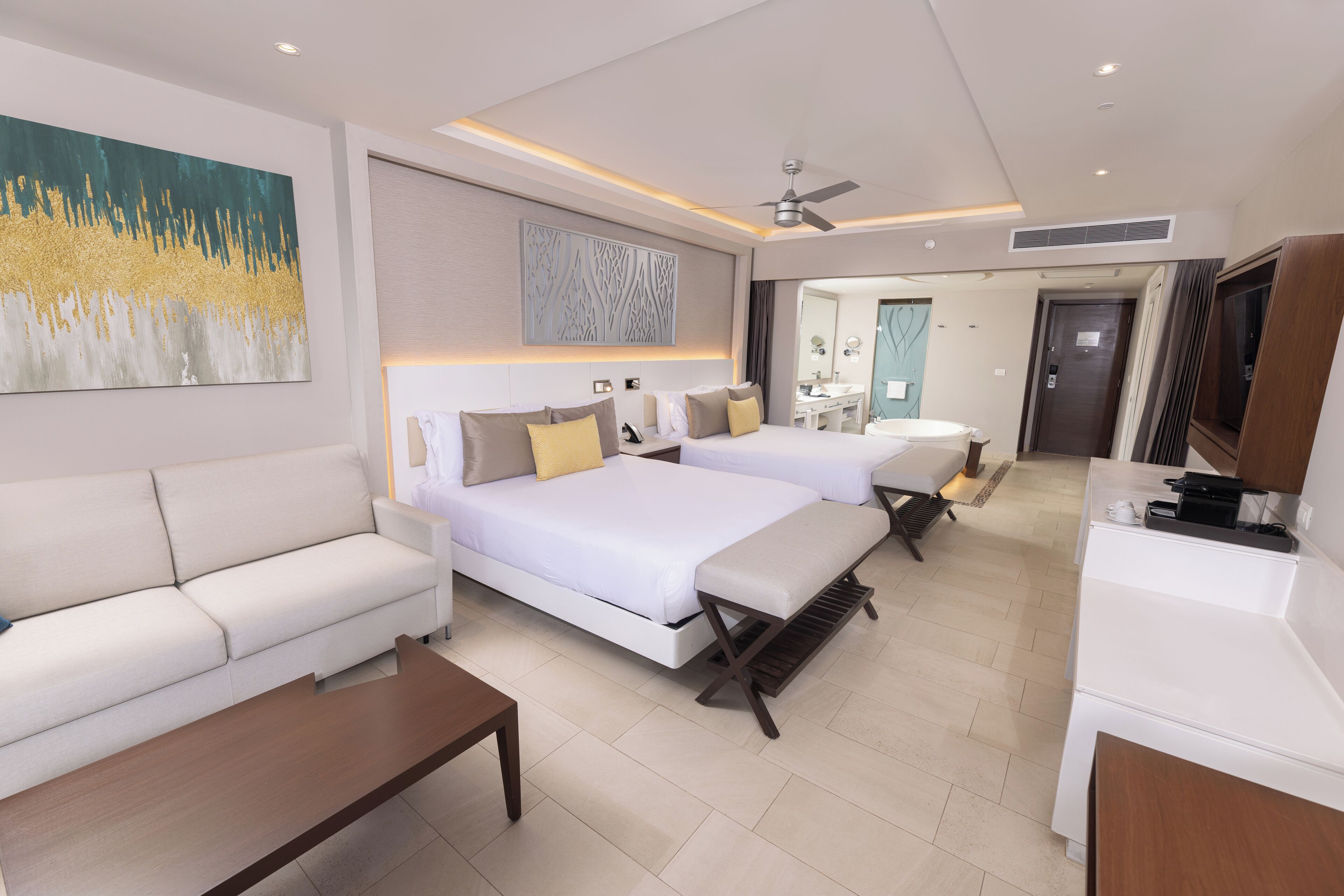 Premium bedding, free minibar, in-room safe, desk