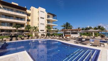 2 outdoor pools, pool umbrellas, sun loungers