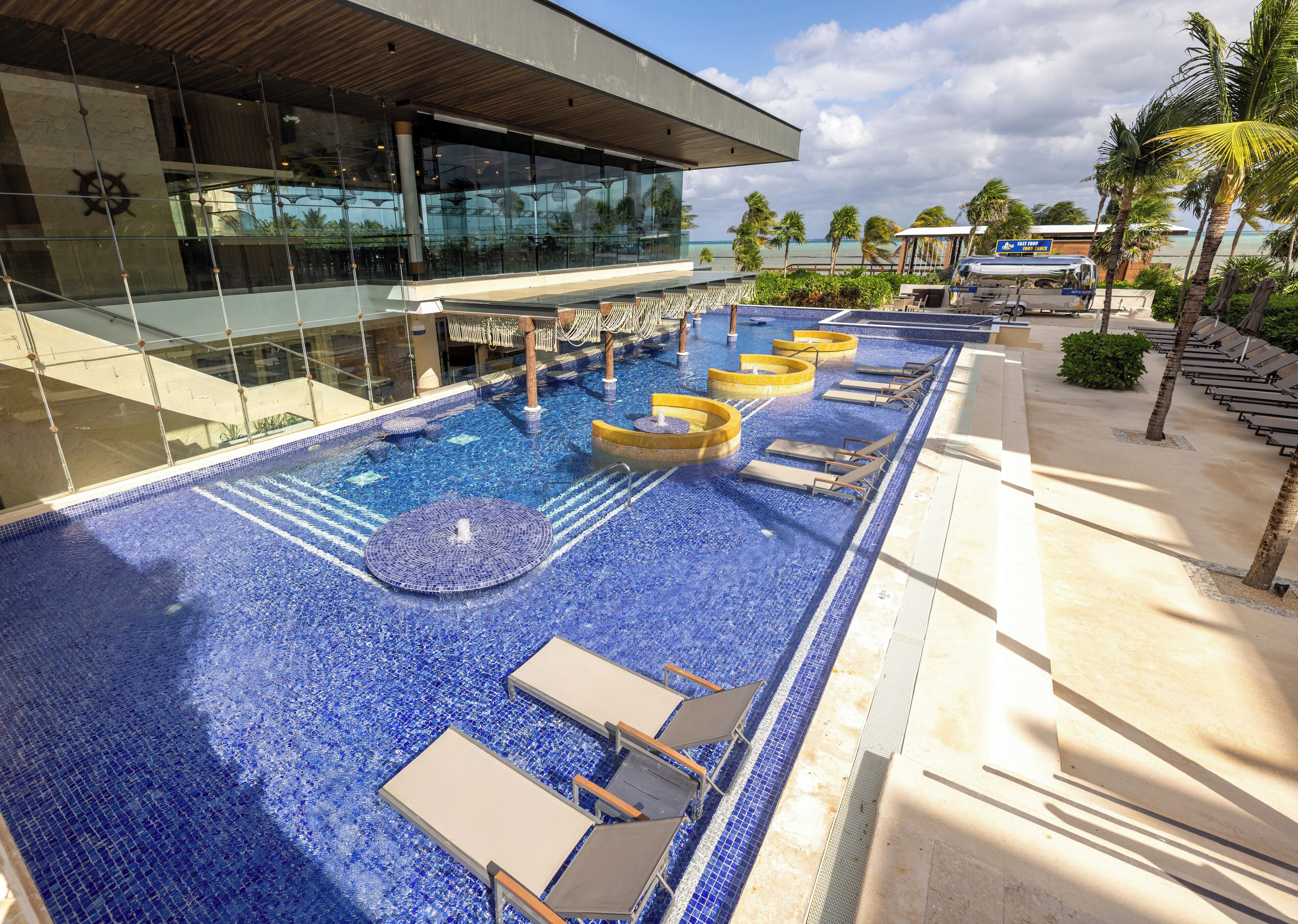 2 outdoor pools, pool umbrellas, sun loungers