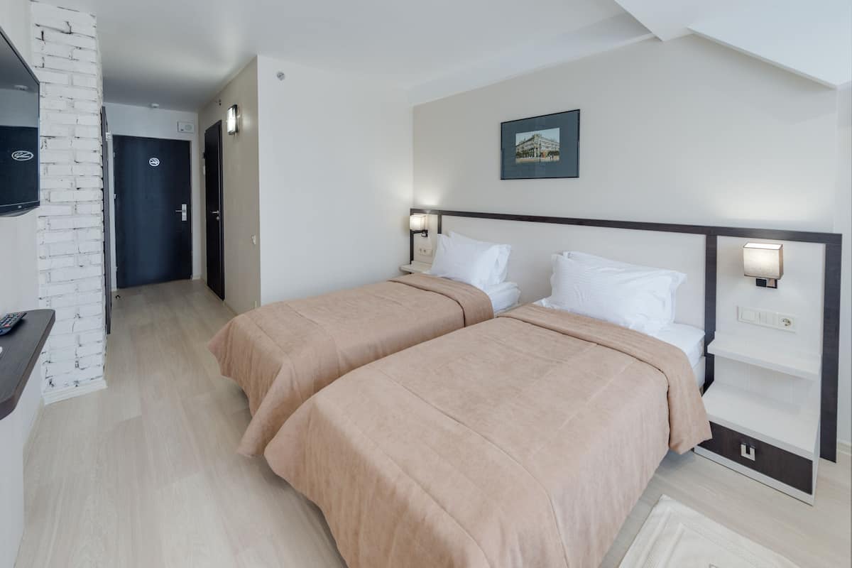 Ropa de cama hipoalergénica y minibar 