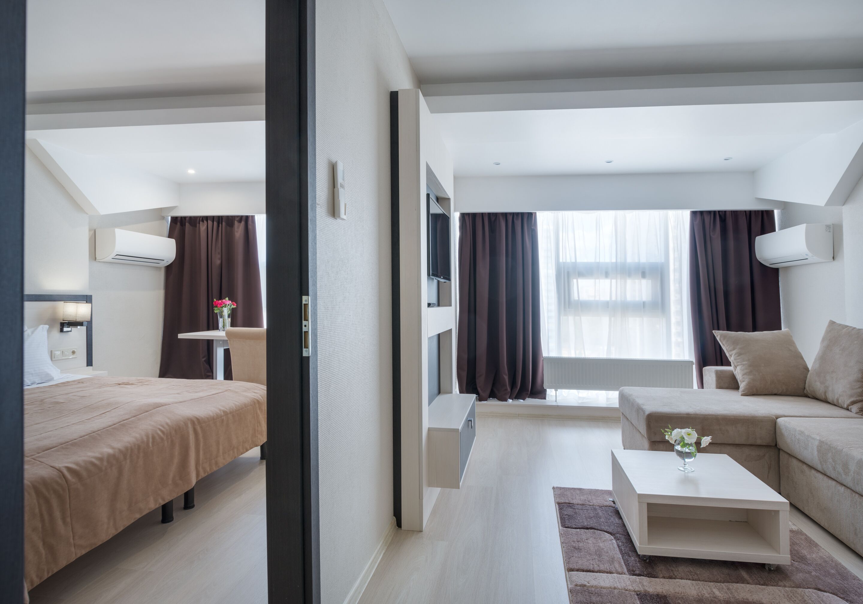 Suite | Living room
