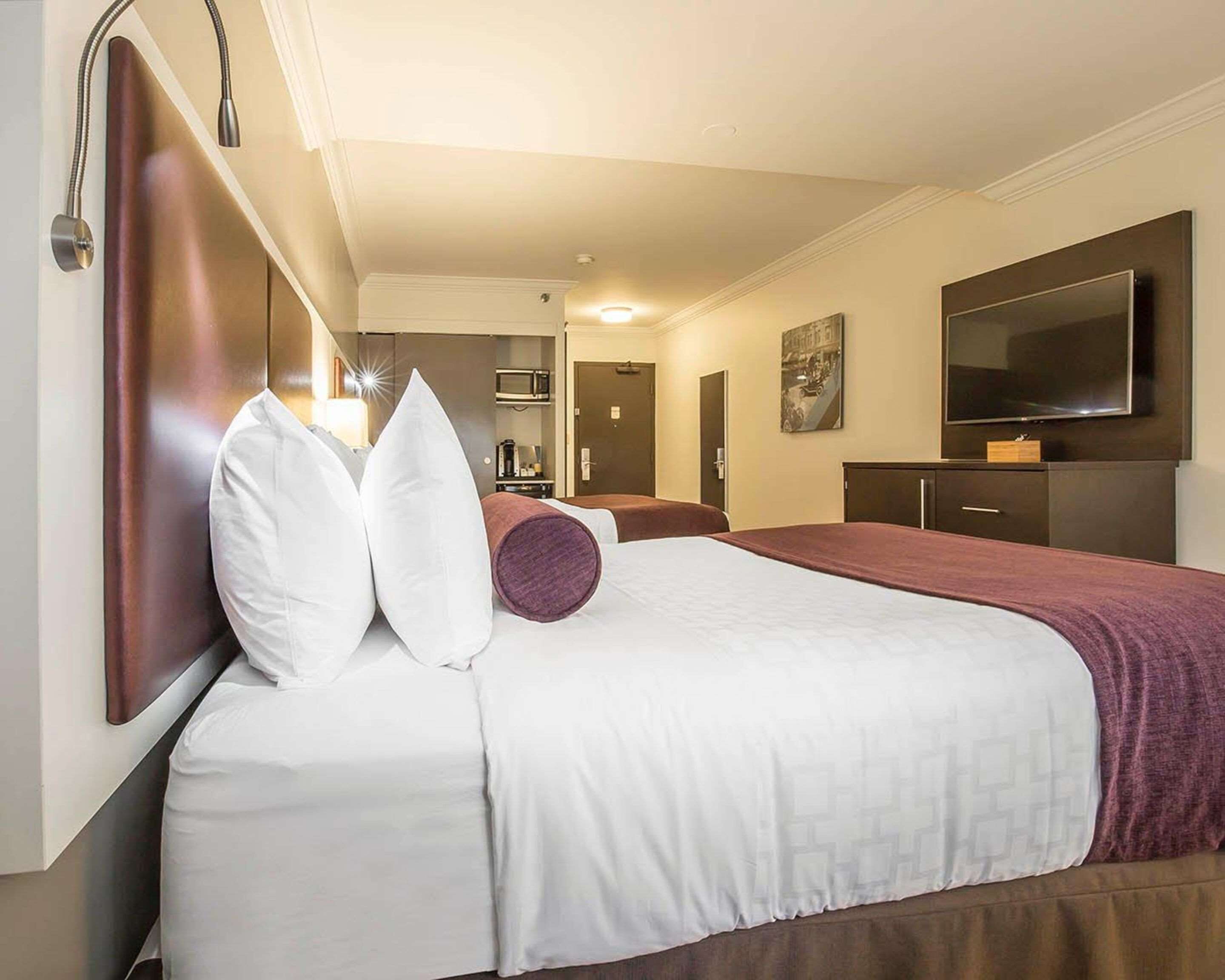 hypo-allergenic bedding, pillow-top beds, in-room safe