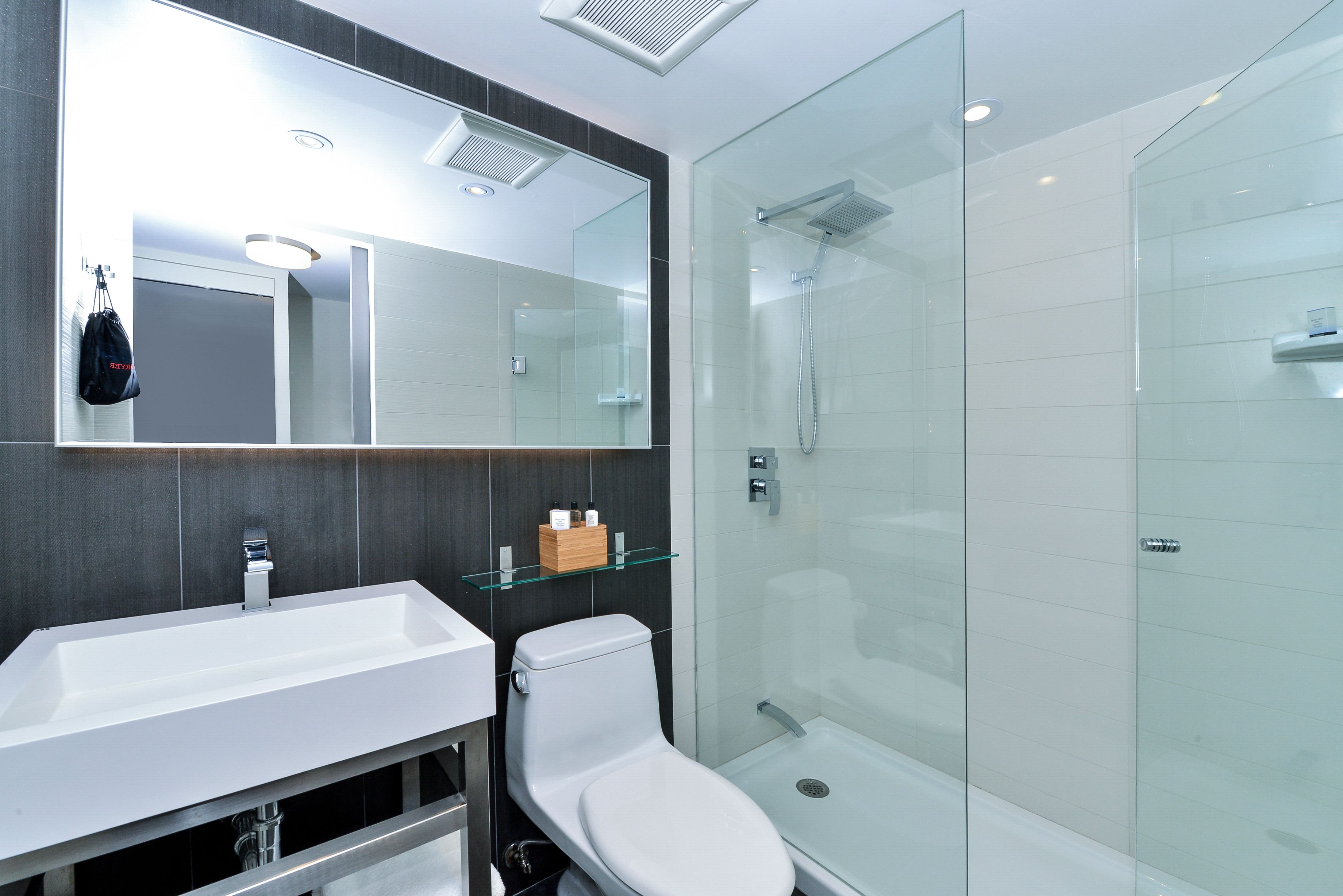 shower, rainfall showerhead, free toiletries, hair dryer