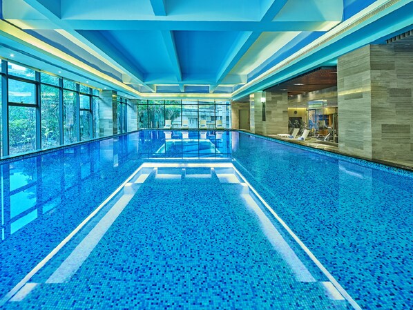 Indoor pool, outdoor pool