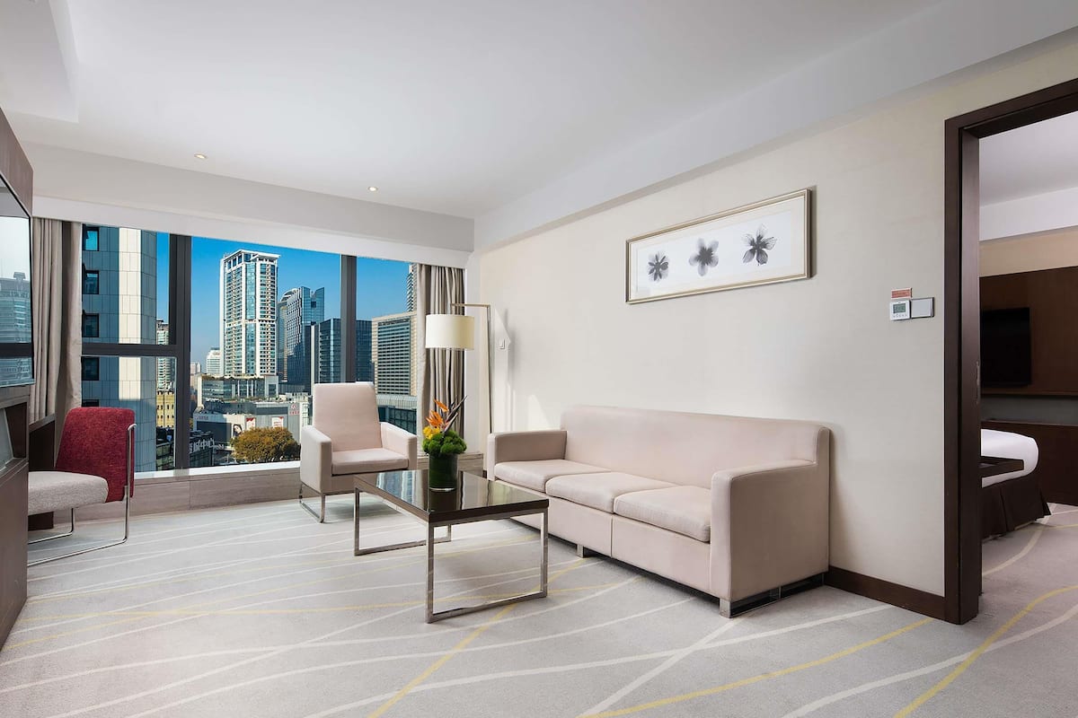 Suite, vue ville (1 double bed) | 1 chambre, literie de qualité supérieure