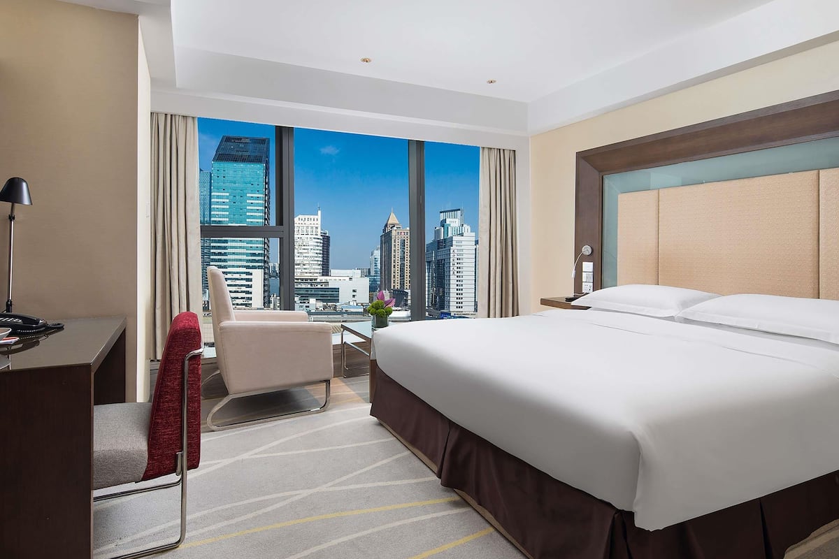 Standard Room (1 double Bed) | 1 bedroom, premium bedding, in-room safe, desk