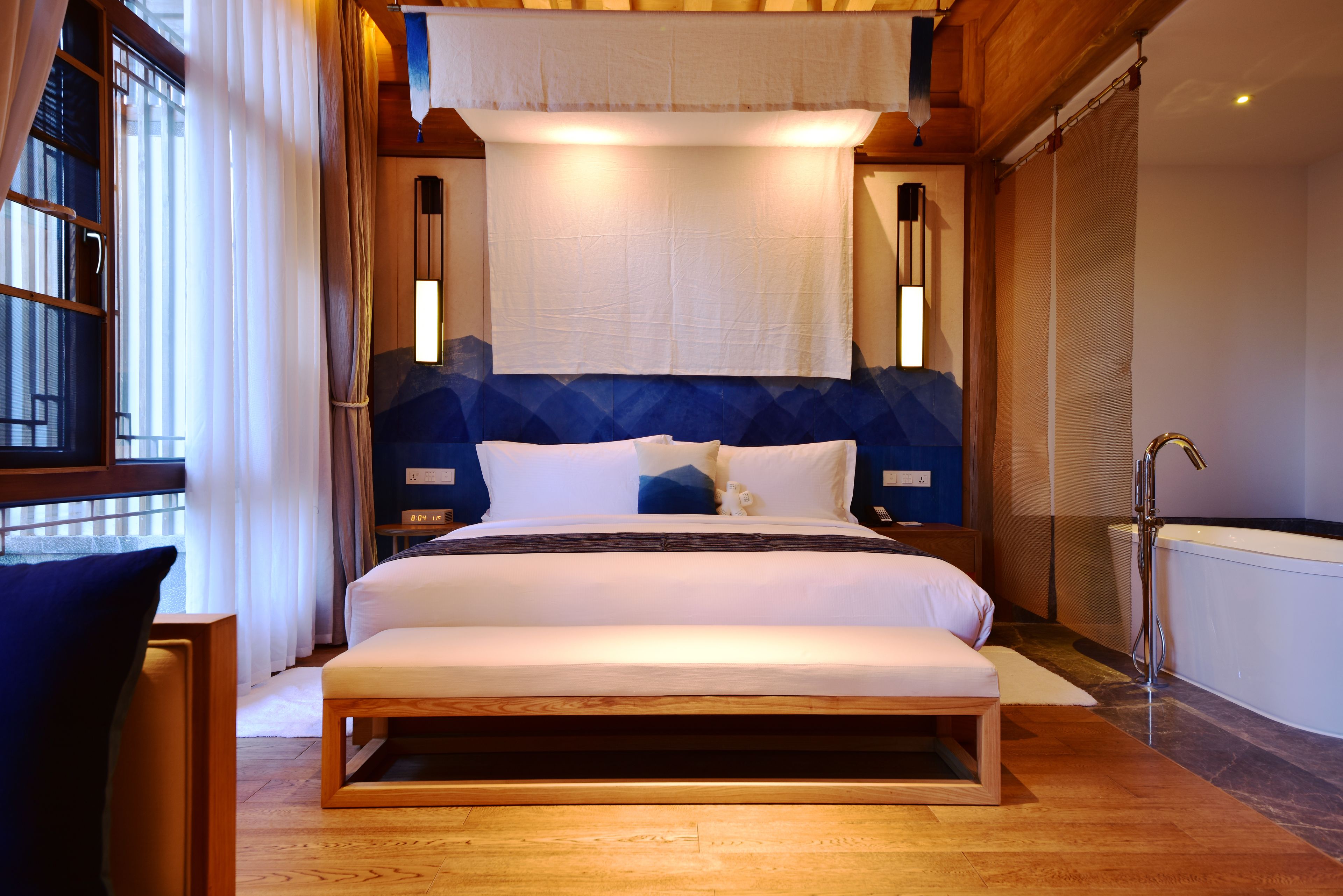 deluxe room, 1 double bed, courtyard view | minibar, in-room safe, soundproofing, free wifi