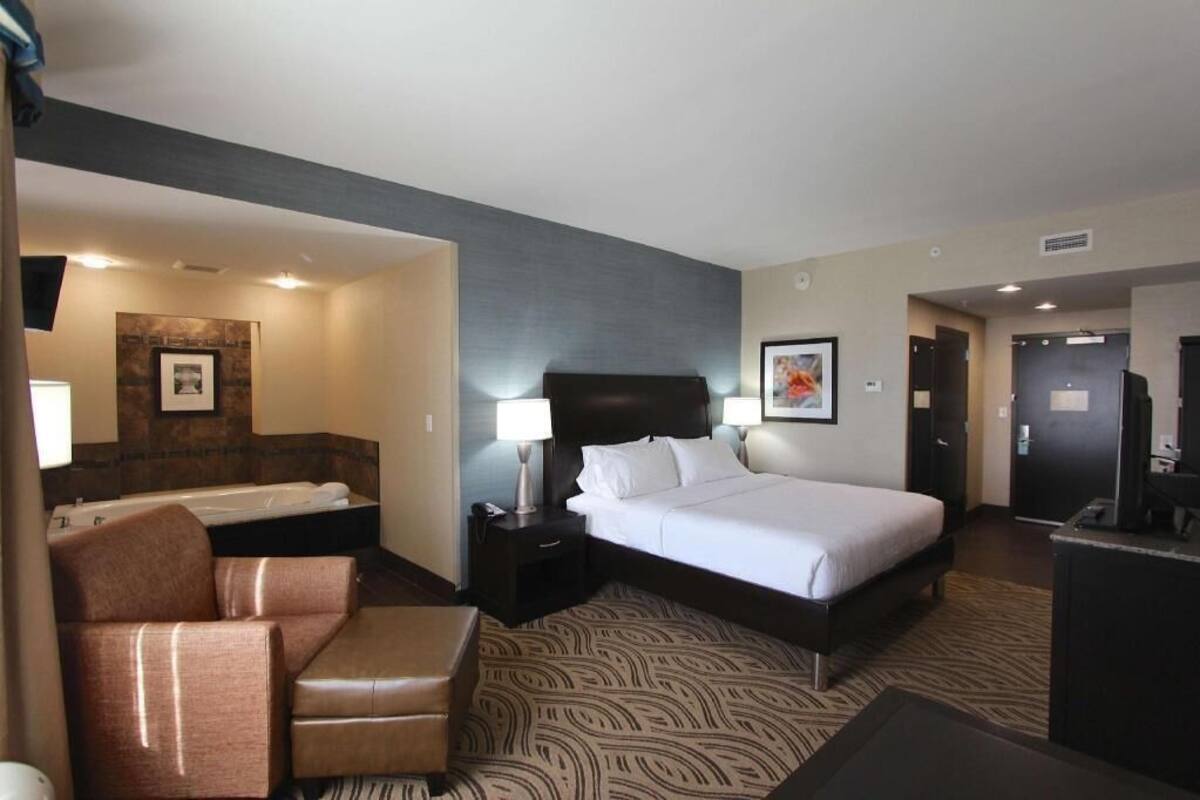 Ropa de cama de alta calidad y escritorio