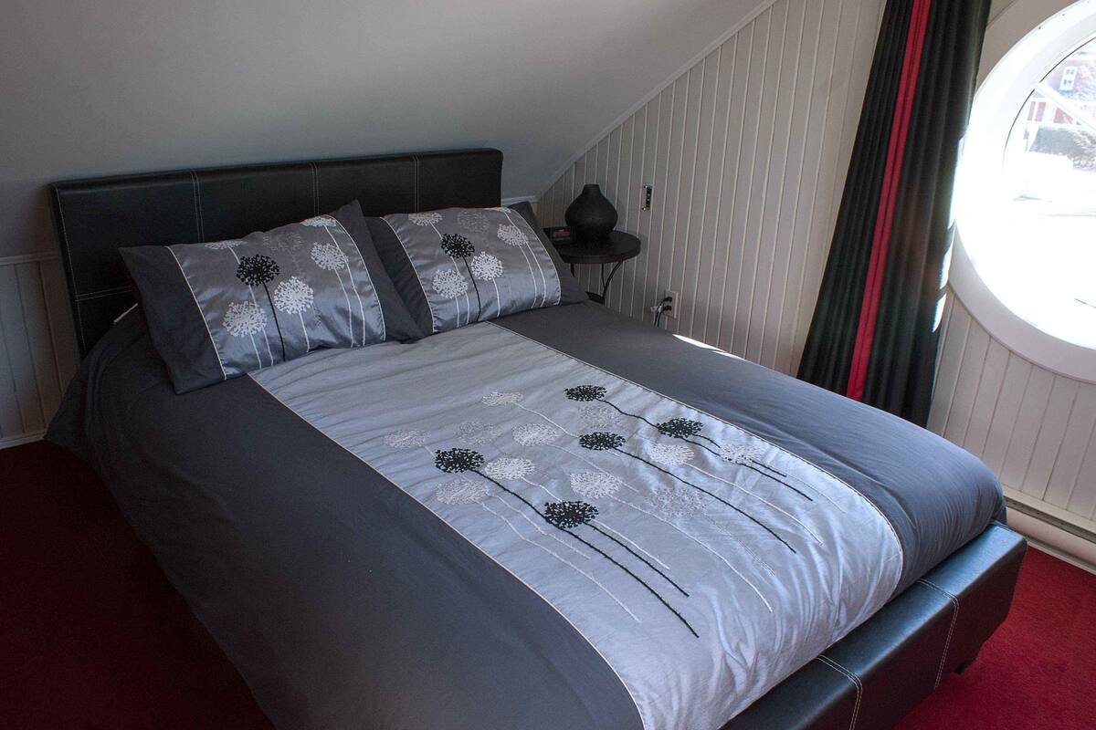 Classic Room, 1 Queen Bed (À la belle étoile)