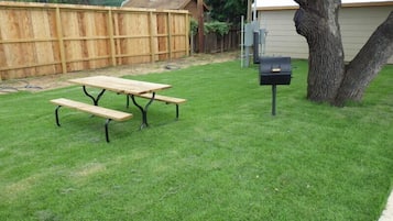 BBQ/picnic area